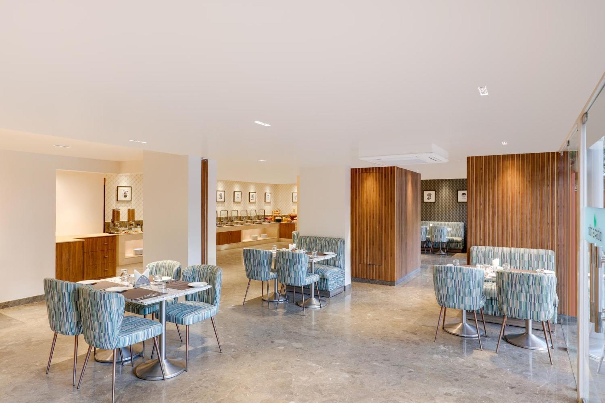 Lemon Tree Suites, Whitefield, Bengaluru Экстерьер фото