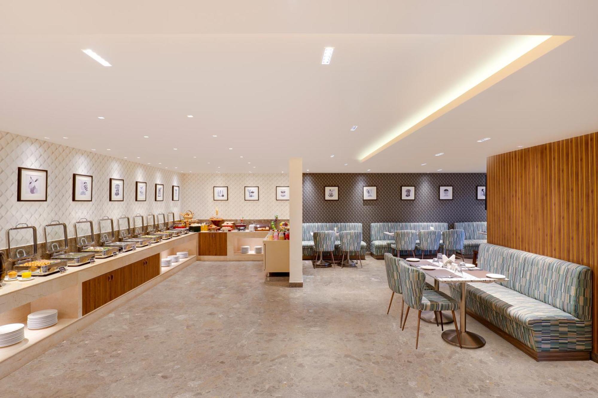 Lemon Tree Suites, Whitefield, Bengaluru Экстерьер фото