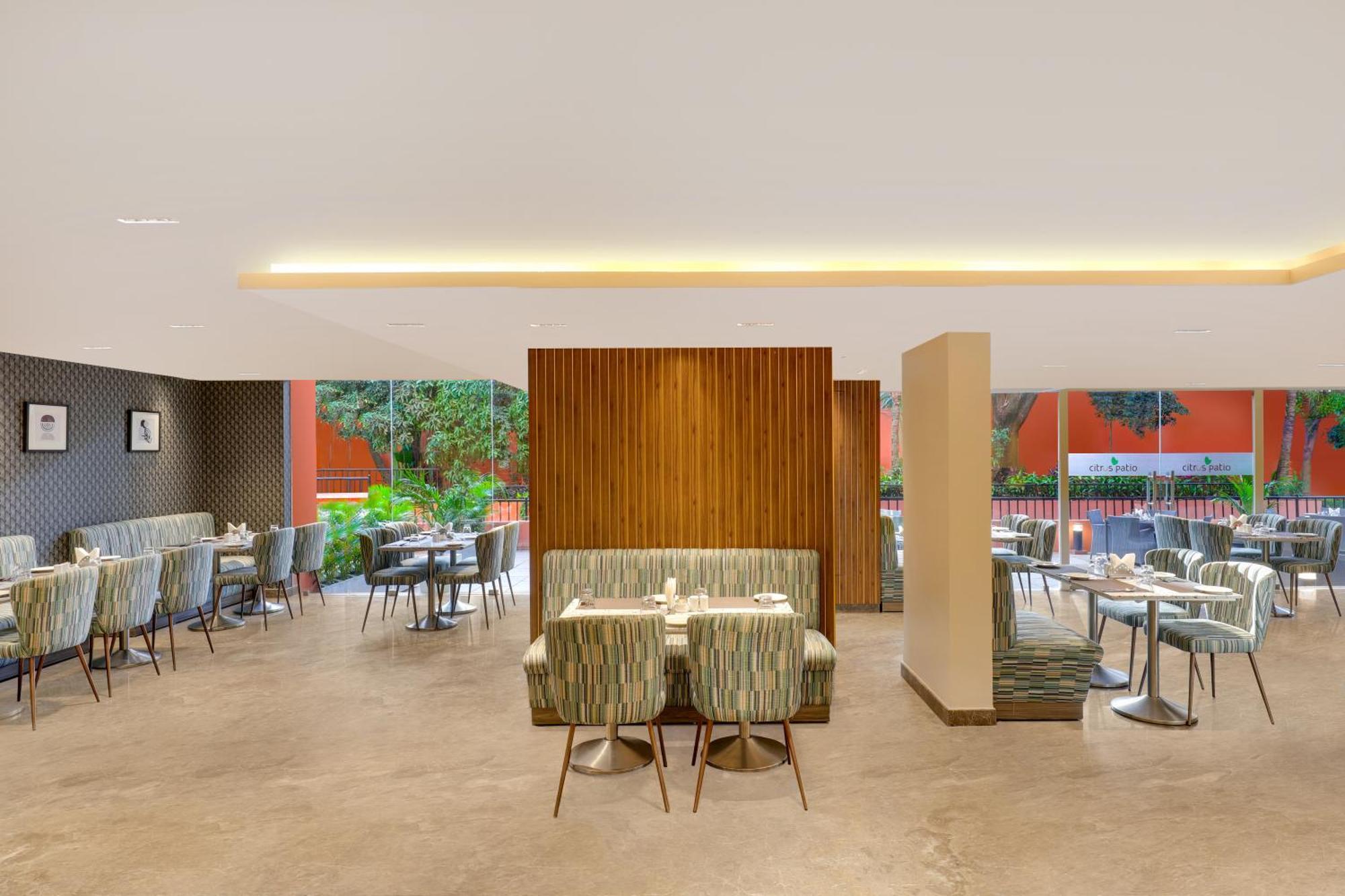 Lemon Tree Suites, Whitefield, Bengaluru Экстерьер фото