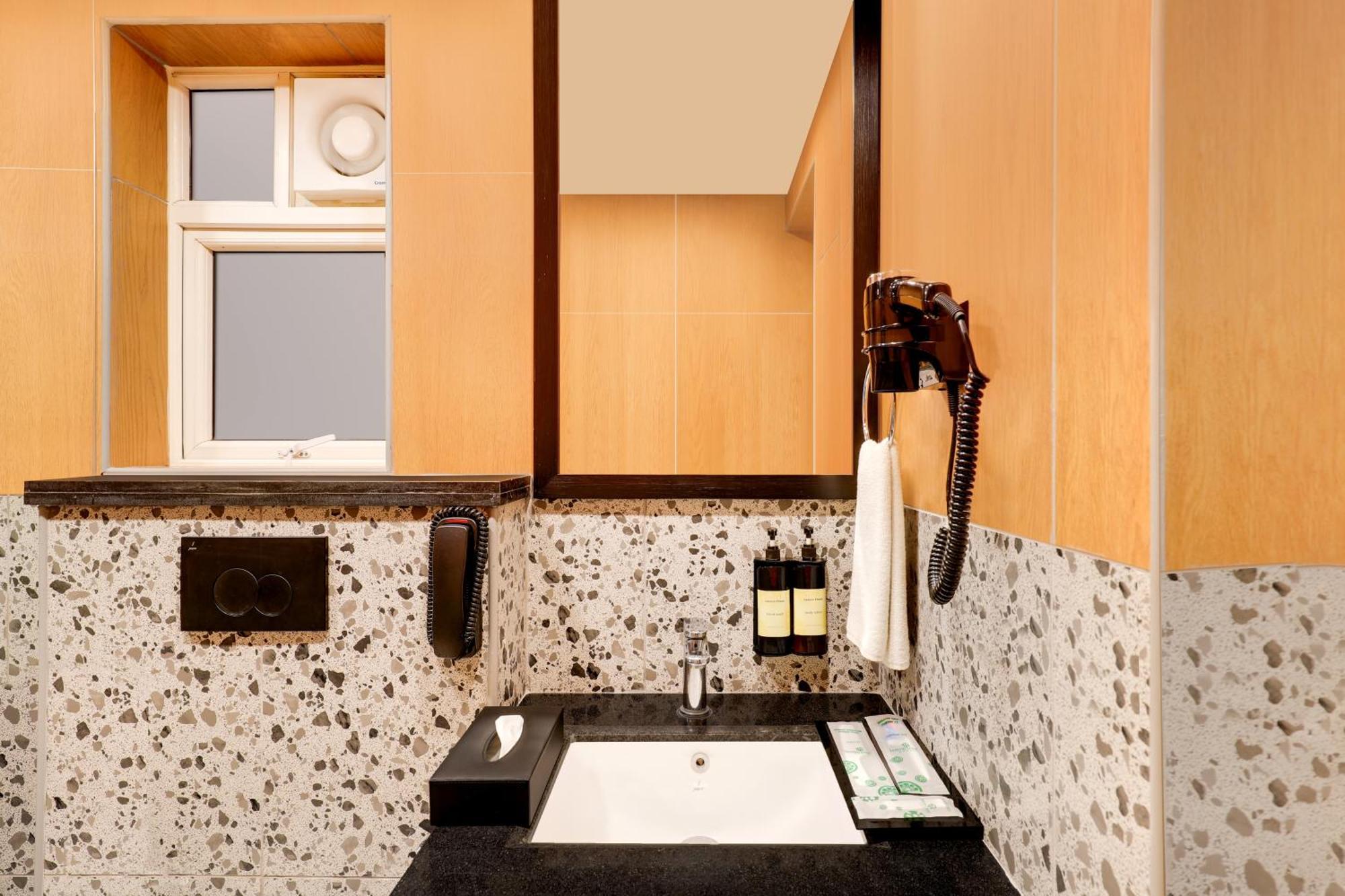 Lemon Tree Suites, Whitefield, Bengaluru Номер фото